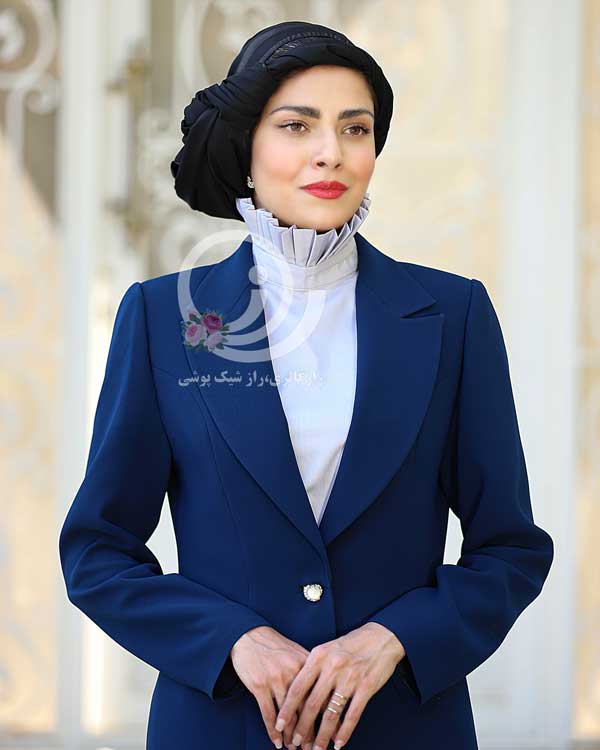 یقه ایستاده پیلی دار رازگالری