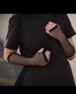 ساقدست توری مشکی فیشنت انگشتی - Image 4