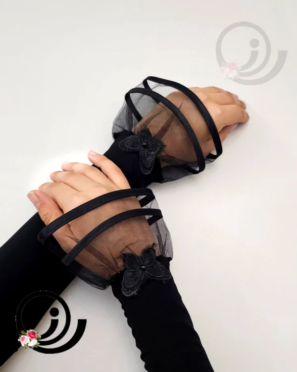 نمای متفاوت از ساقدست پروانه‌ای ریون