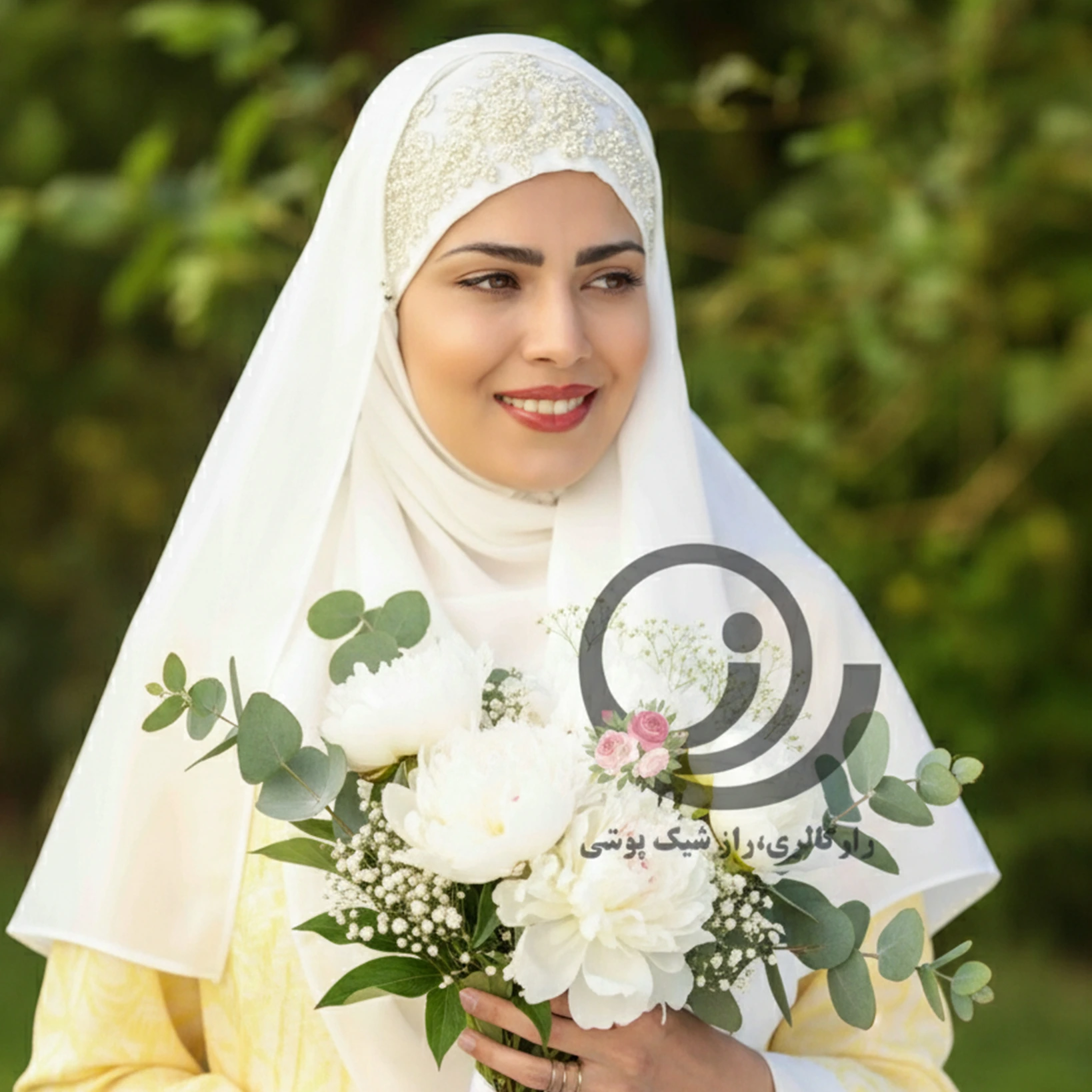 لباس عقد محجبه سفید