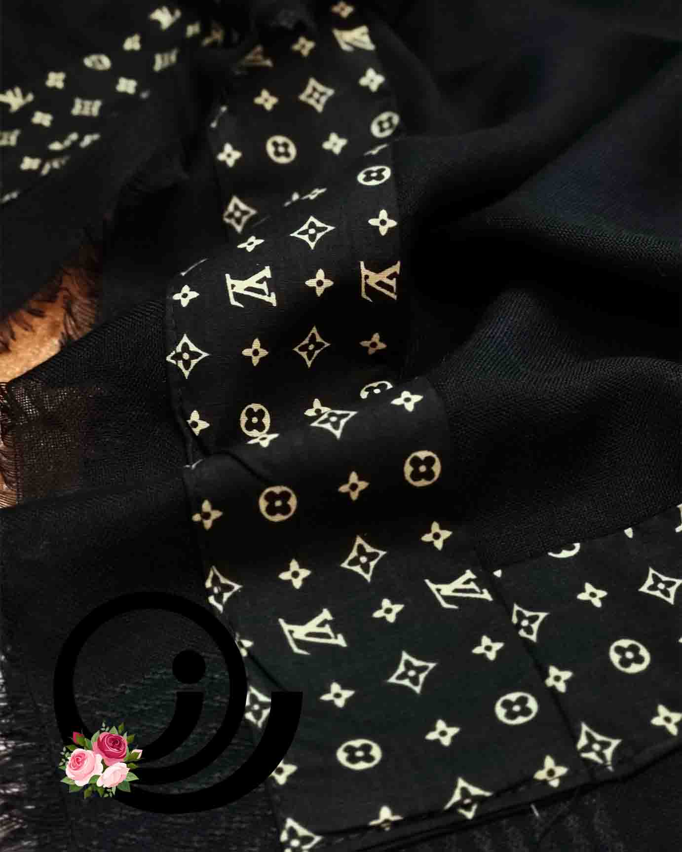 ست روسری نخی و ساق دست و هدبند مشکی طرحدار - Image 3