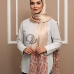 شال بژ حاشیه گلدار